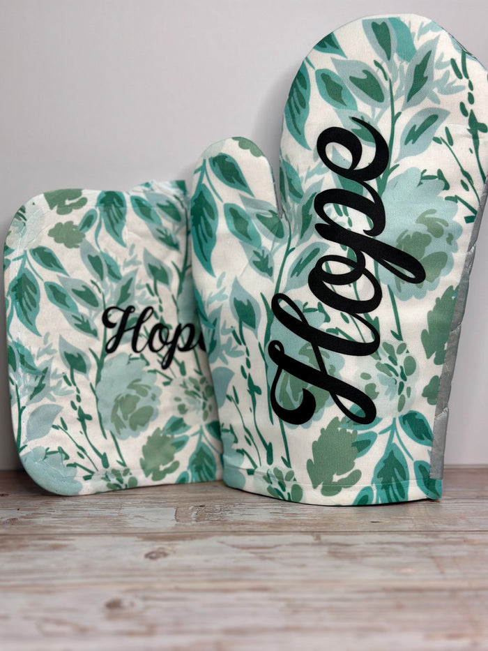 Hope Oven Mitt Set